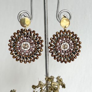 731 - Mon-Couleur-sieraden-by-Alinde-delica-bruine-oorbellen-rond-brons-wit_rvs-gouden-oorstekers - 731